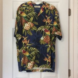 Tommy Bahama button down silk short sleeve shirt